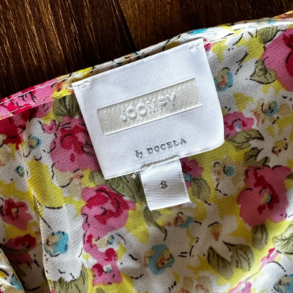 Joompy by docela size small see through floral cardigan - Picture 3 of 3